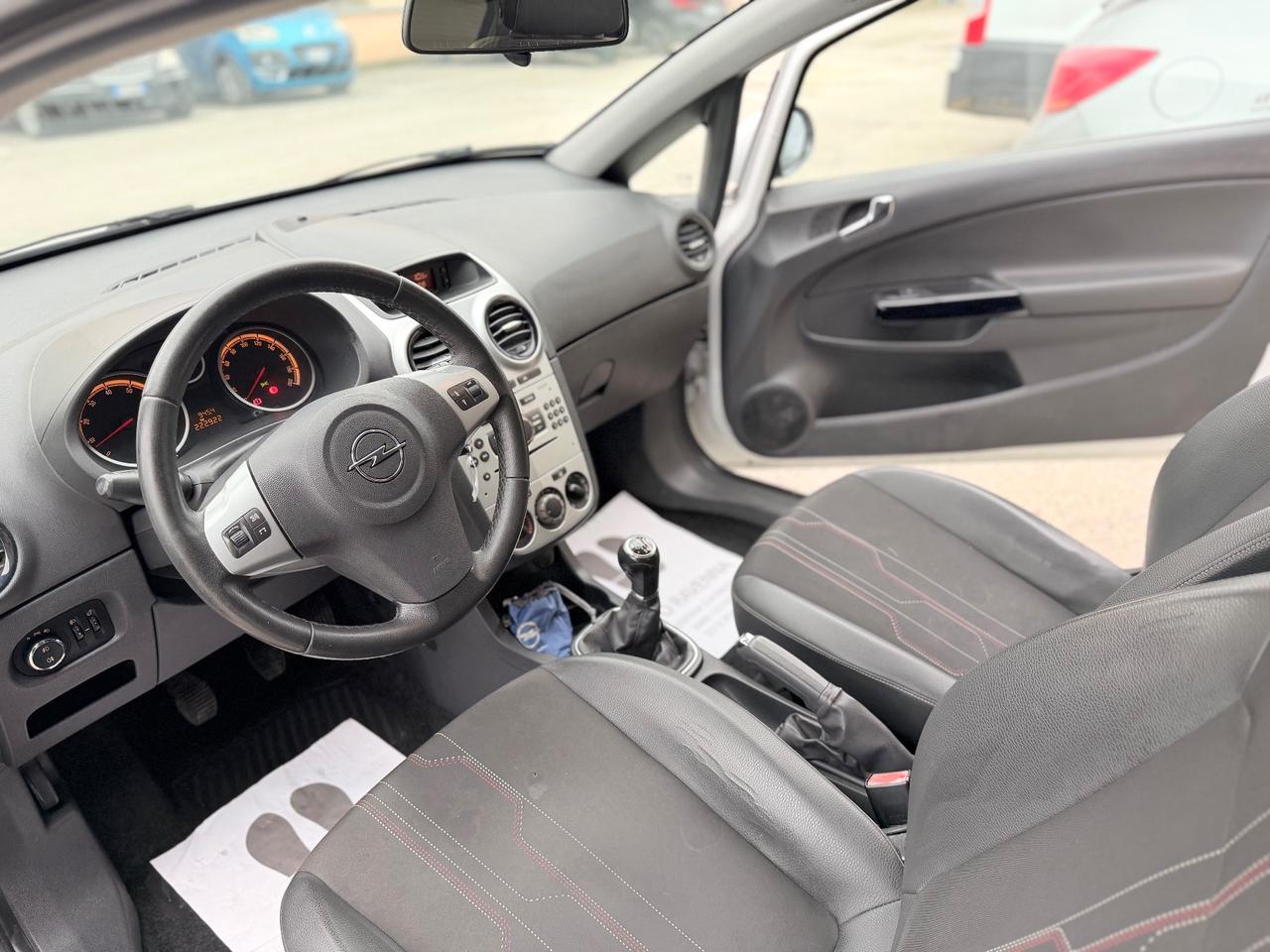 Opel Corsa 1.2 85CV 3 porte GPL-TECH One