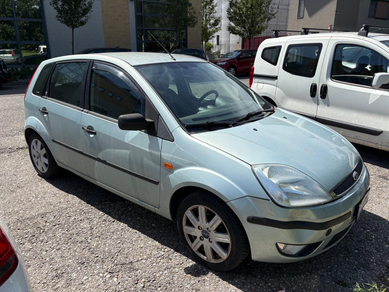 Ford Fiesta 1.4 16V 5p. Frizione da sostituire