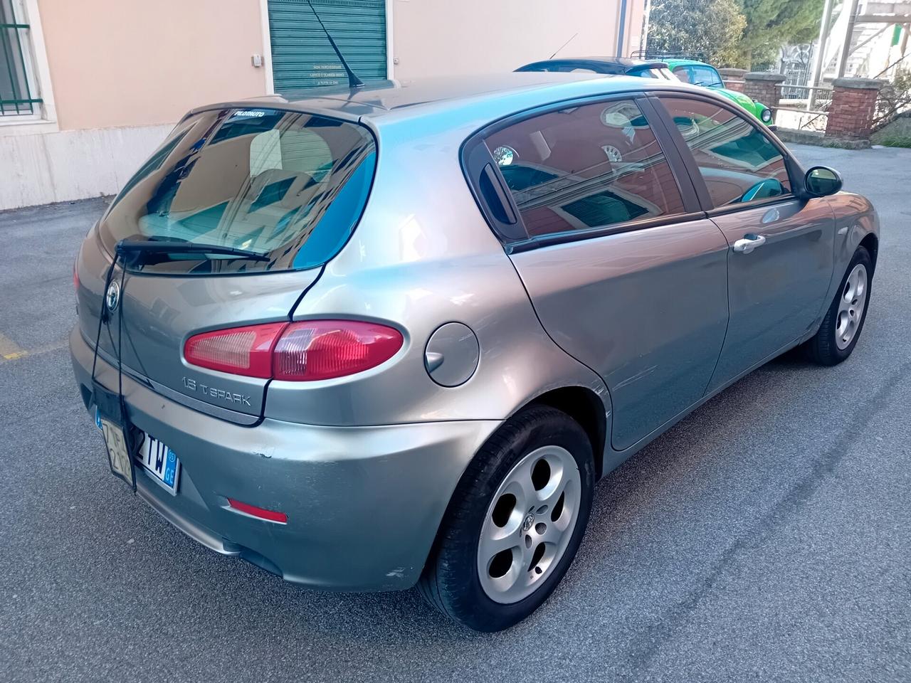 Alfa Romeo 147 1.6 16V TS 5 porte Distinctive