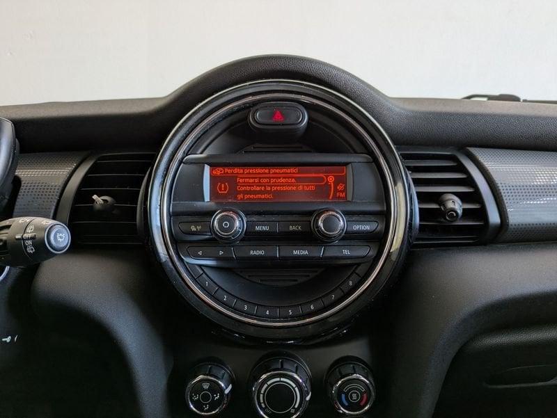 MINI Mini 5 porte (F55) MINI COOPER D 5 PORTE