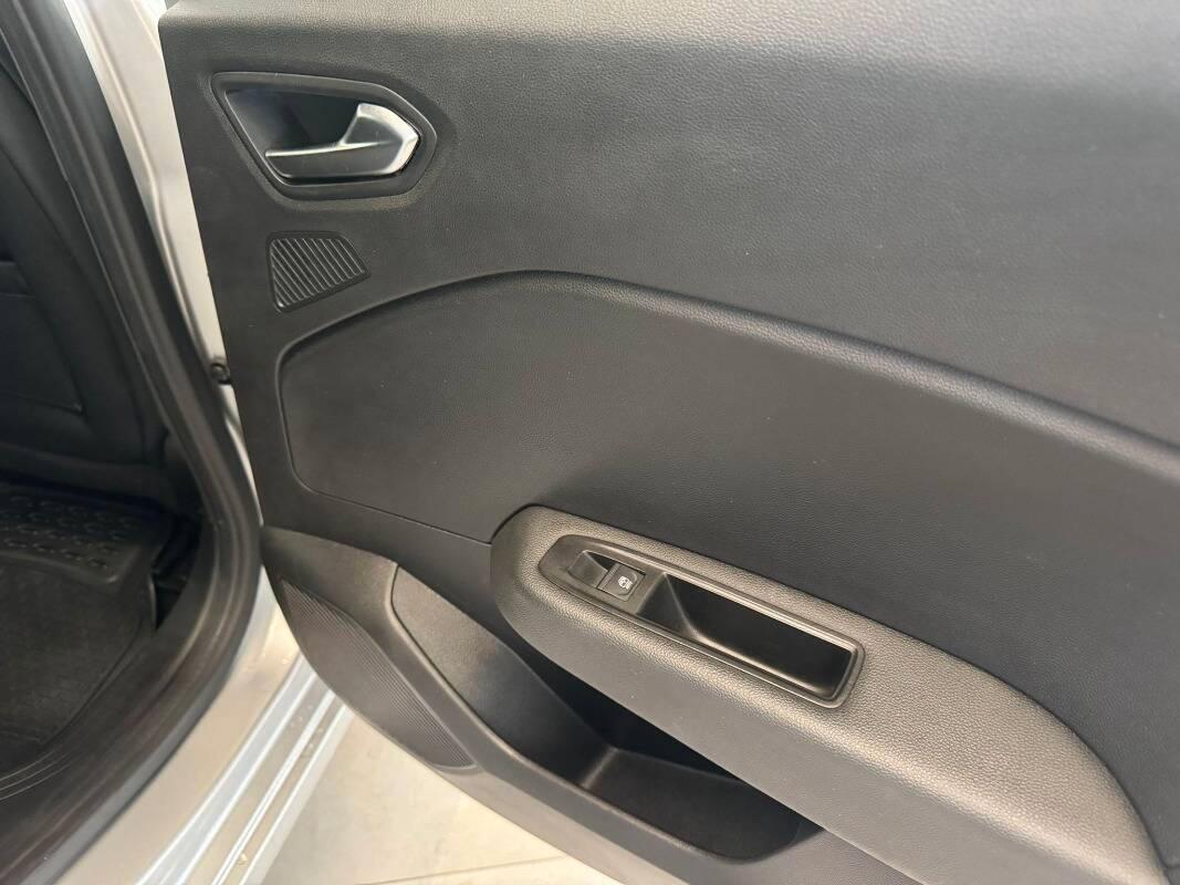 Renault Clio 1.0 tce Intens 90cv my21