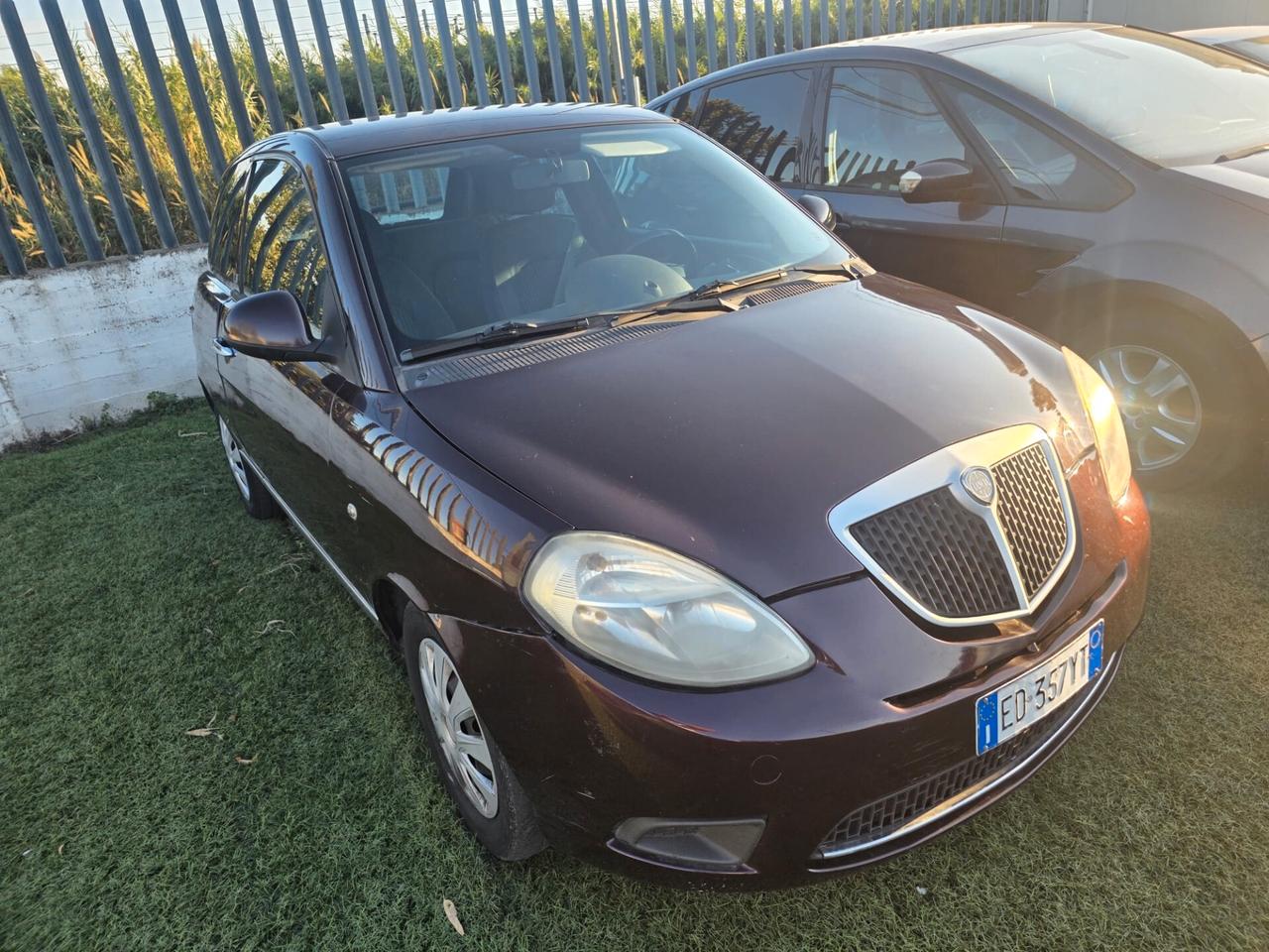 Lancia Ypsilon 1.4 Platino GPL