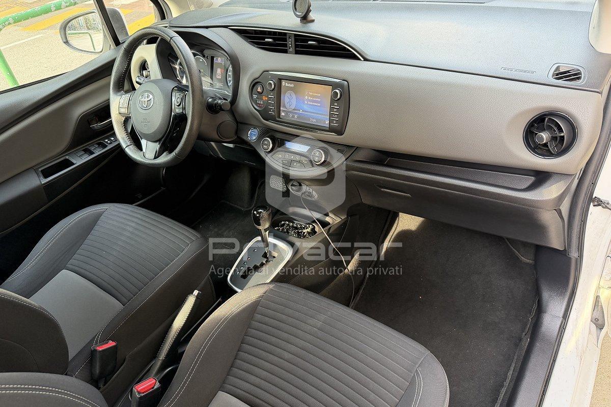 TOYOTA Yaris 1.5 Hybrid 5 porte Active