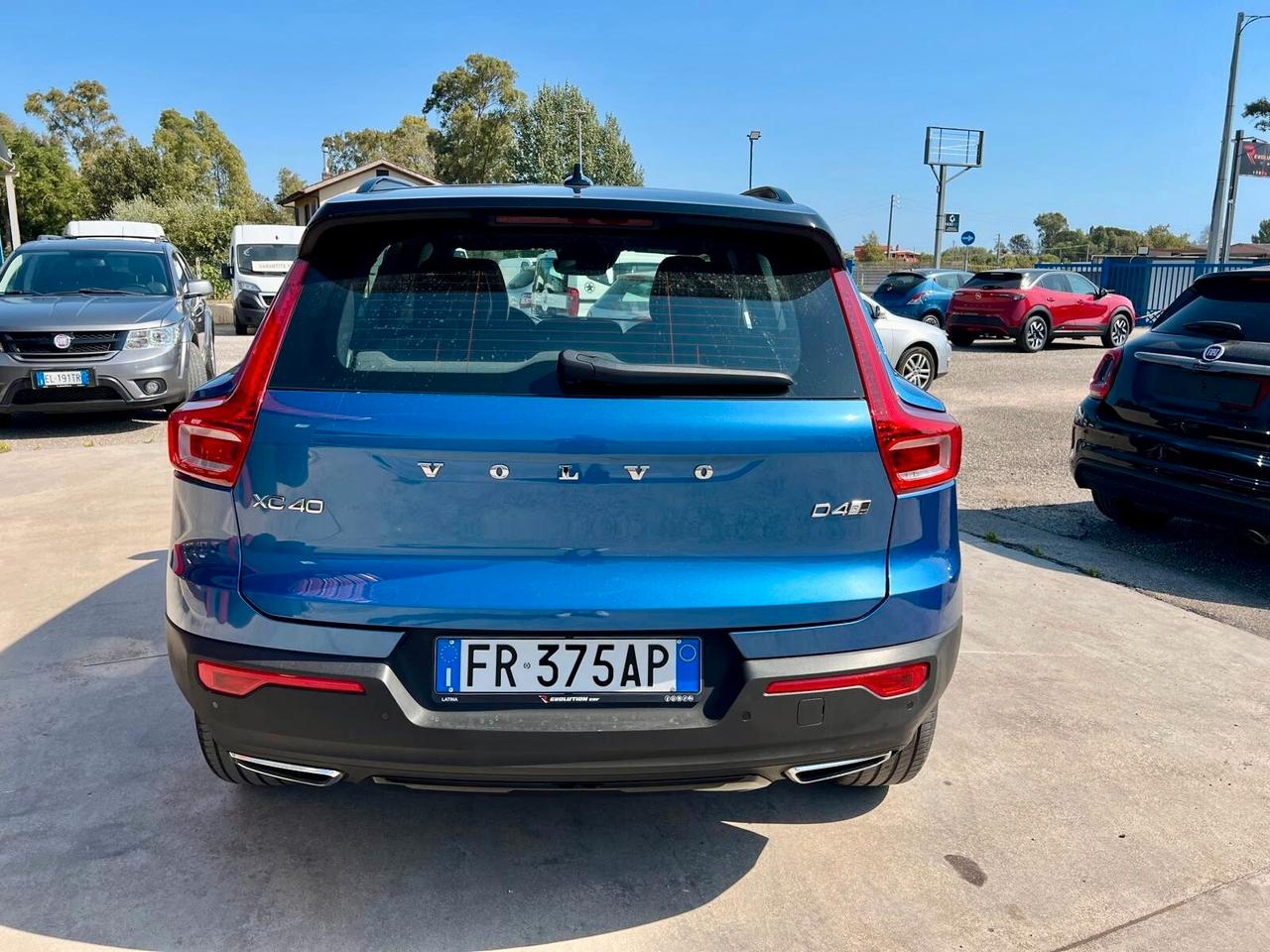 Volvo XC40 D4 AWD Geartronic R-design