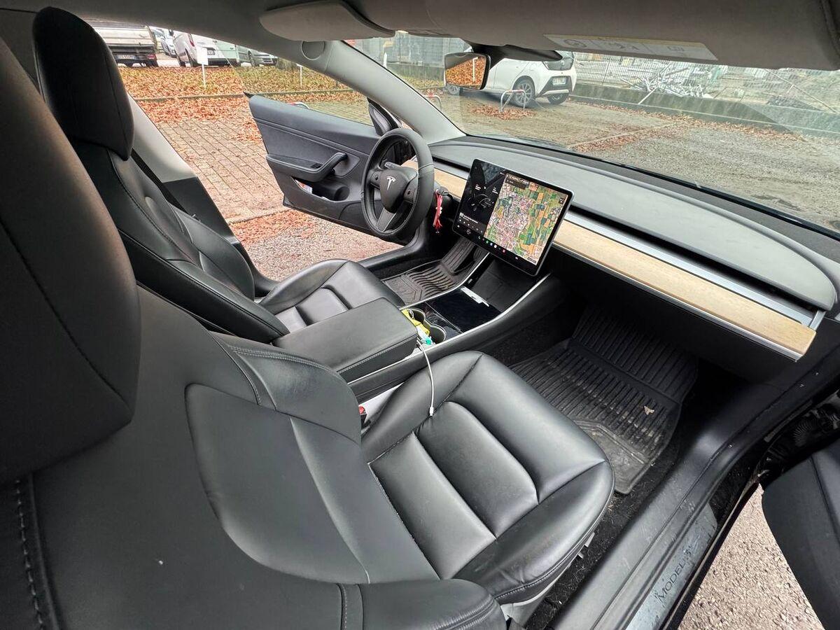 Tesla Model 3 Standard rwd Plus