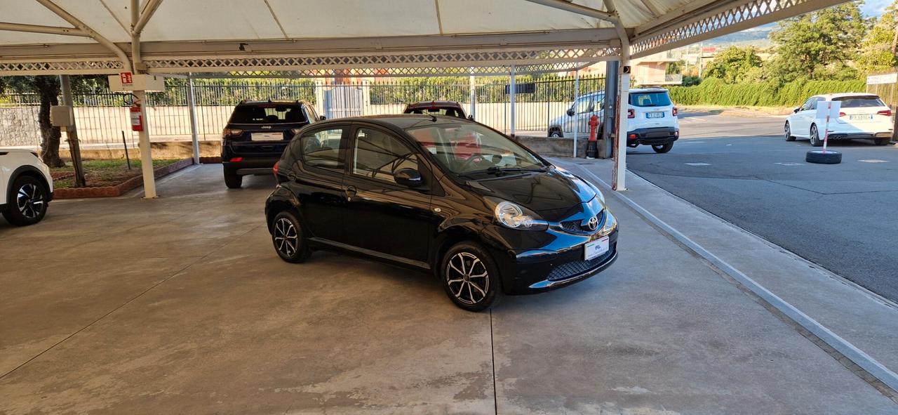 Toyota Aygo 1.0 12V VVT-i 5 porte