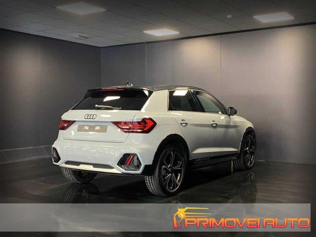 AUDI A1 citycarver 30 TFSI Pack S-Line interno