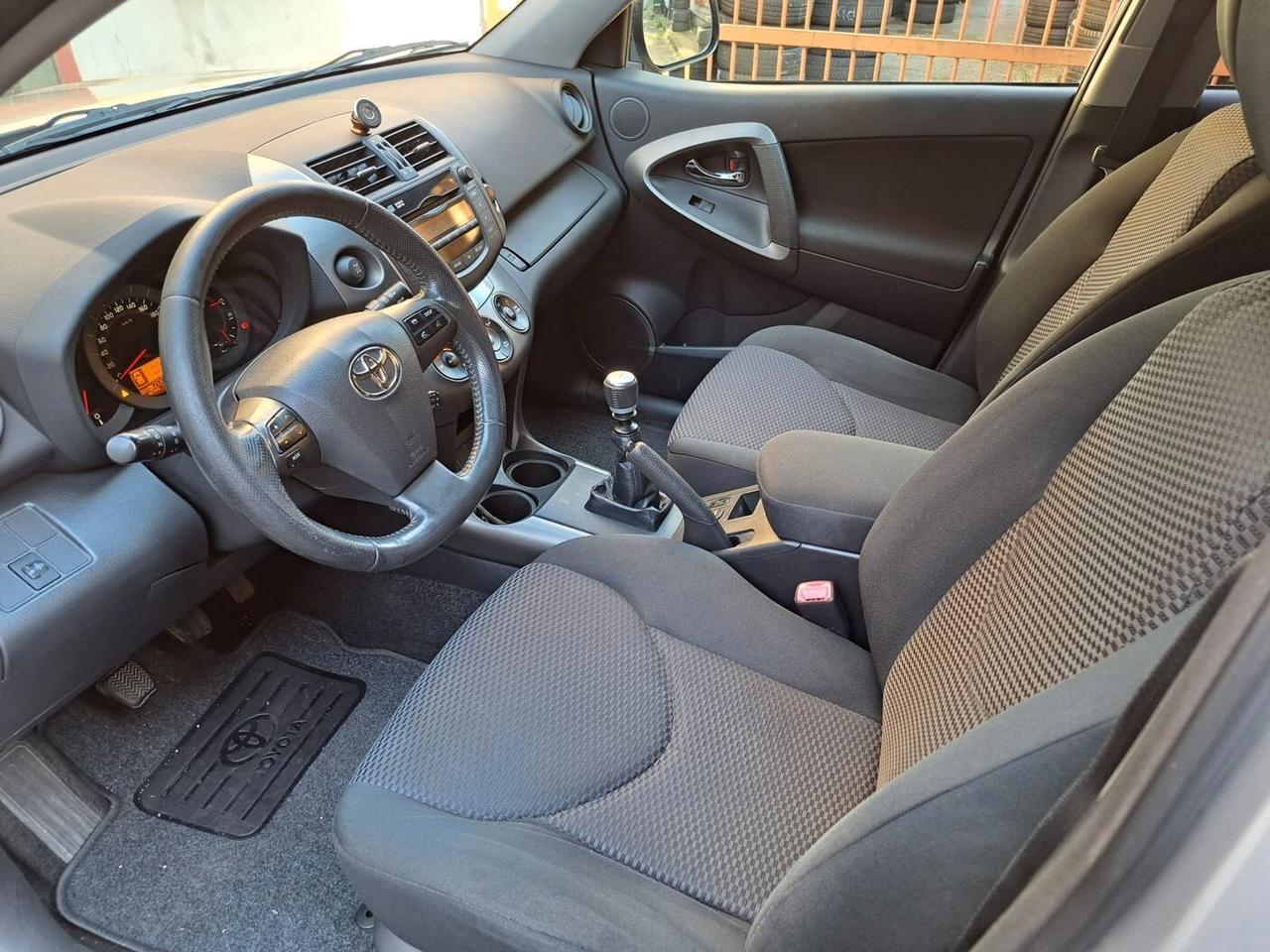 Toyota RAV 4 RAV4 2.2 D-4D 150 CV DPF Exclusive
