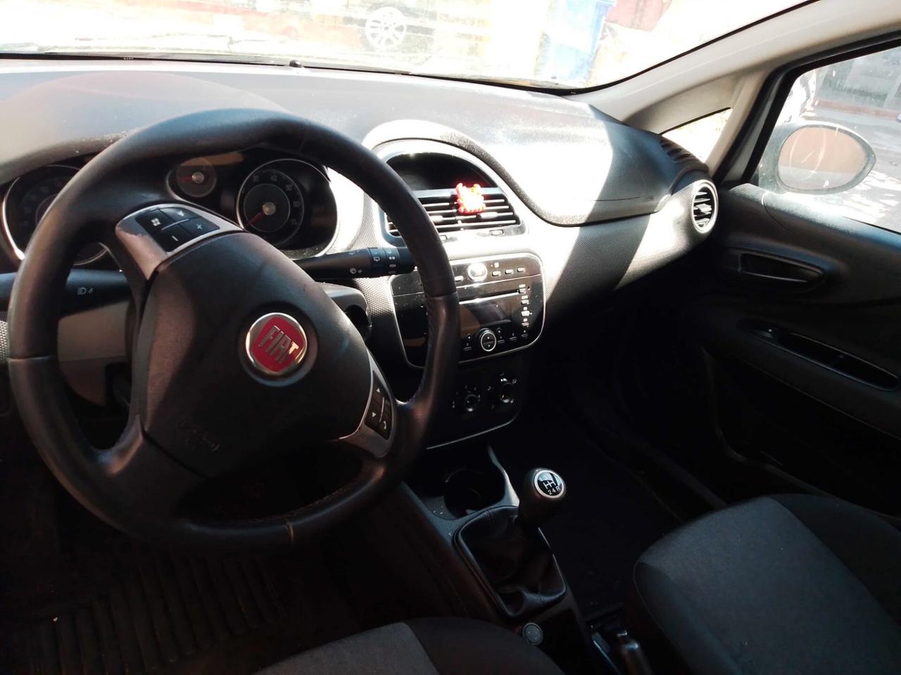 Fiat Punto 1.3 MJT II 75 CV 5 porte Street
