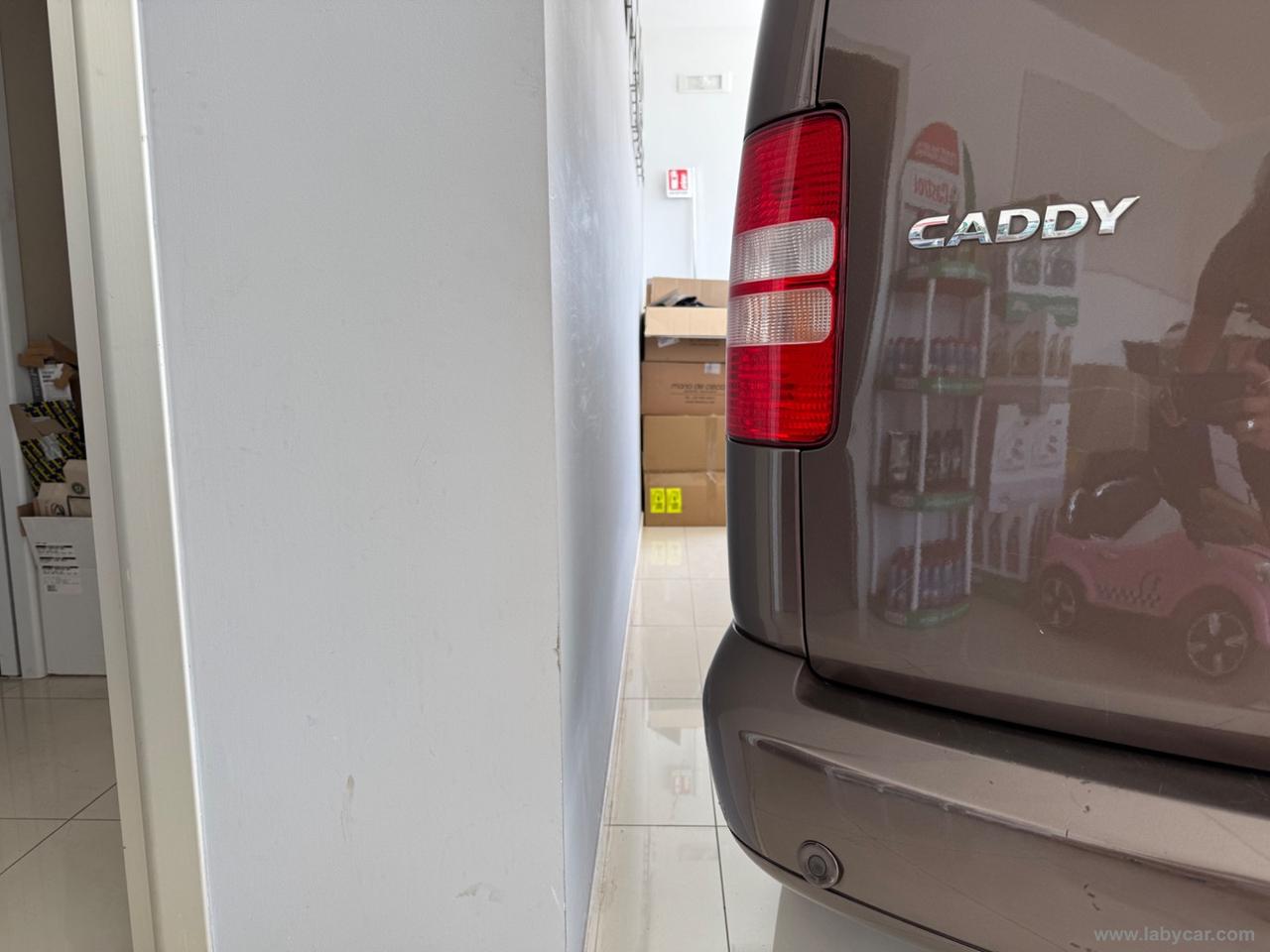VOLKSWAGEN Caddy 1.6 TDI 102 CV Comfortline Maxi
