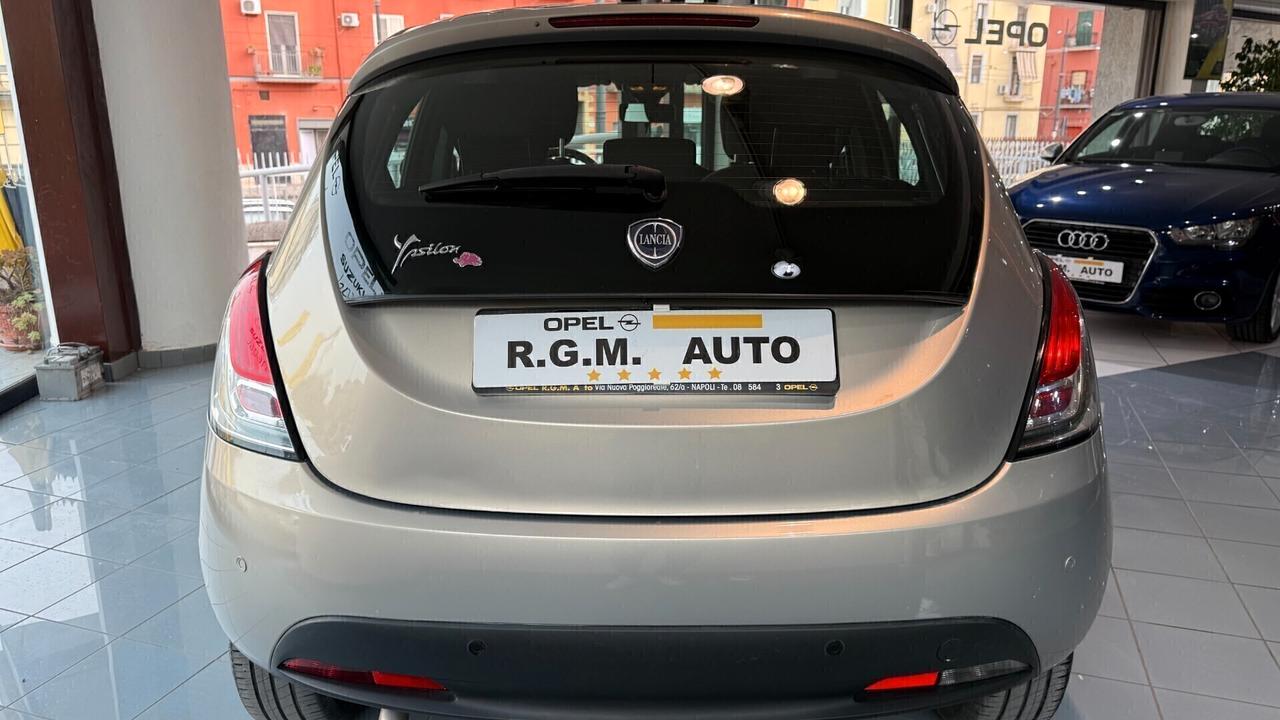 Lancia Ypsilon 1.3 MJT 16V 95 CV 5 porte S&S Gold