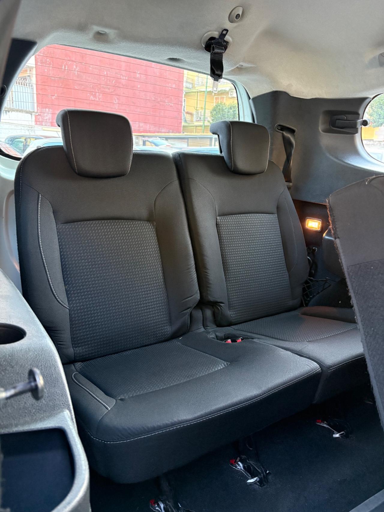 Dacia Lodgy 1.5 dCi 115CV 7 posti