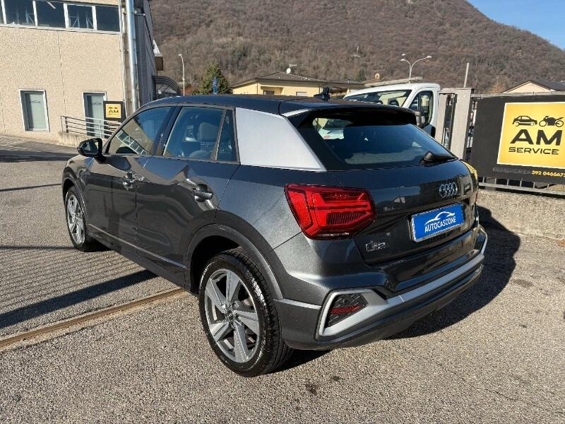 AUDI Q2 Q2 30 TDI Identity Black