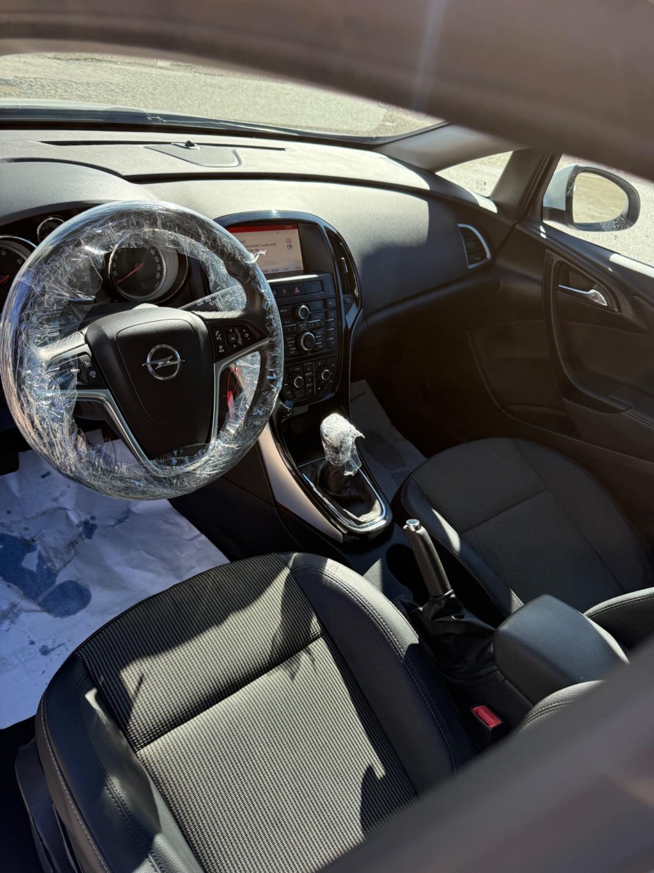 Opel Astra 1.6 CDTi Finanziaria senza busta paga