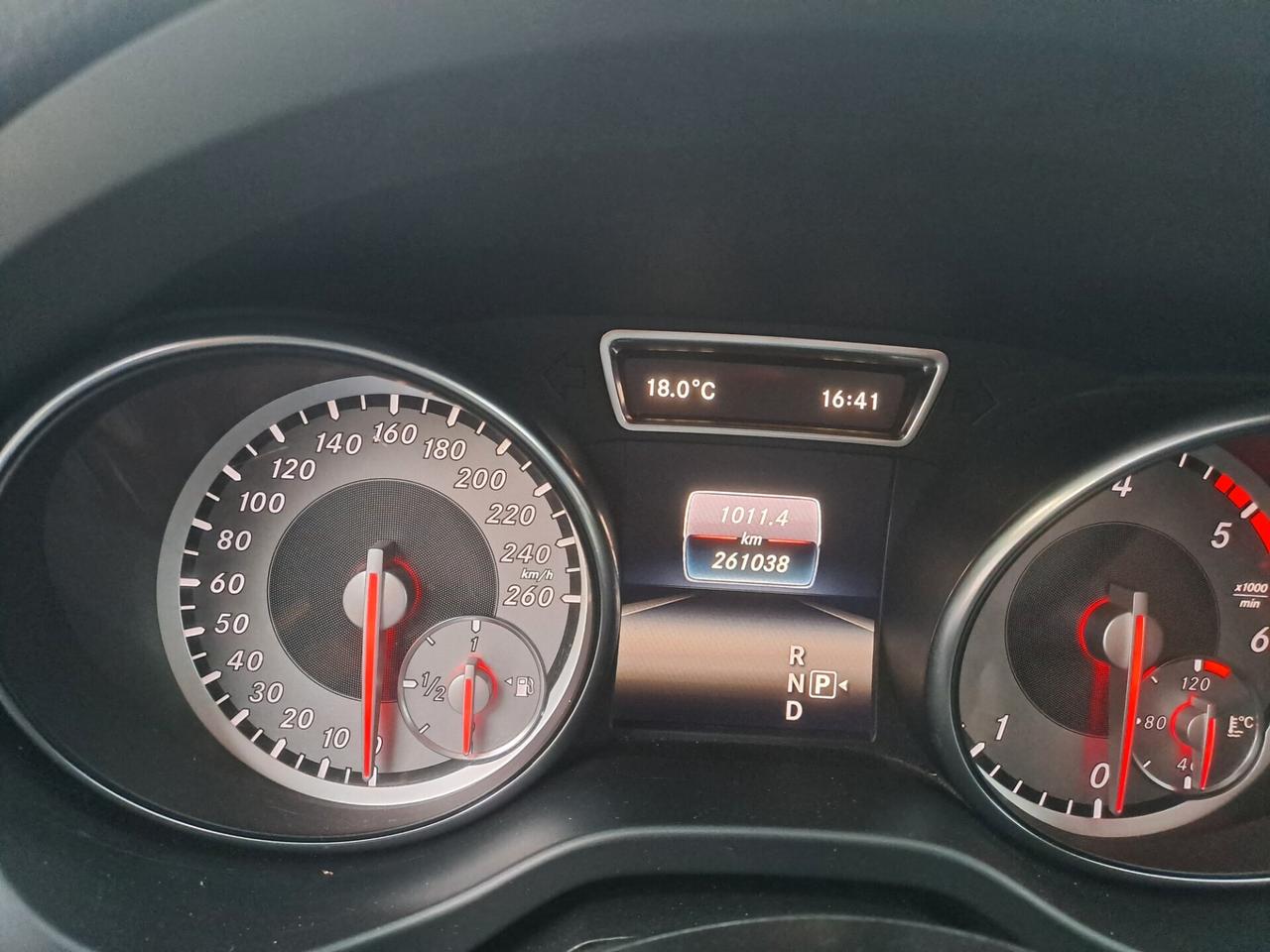 Mercedes-benz GLA 180 d Automatic Sport