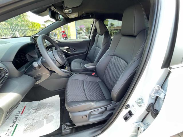 TOYOTA Yaris 1.5 130 Hybrid 5 porte Lounge - NUOVA