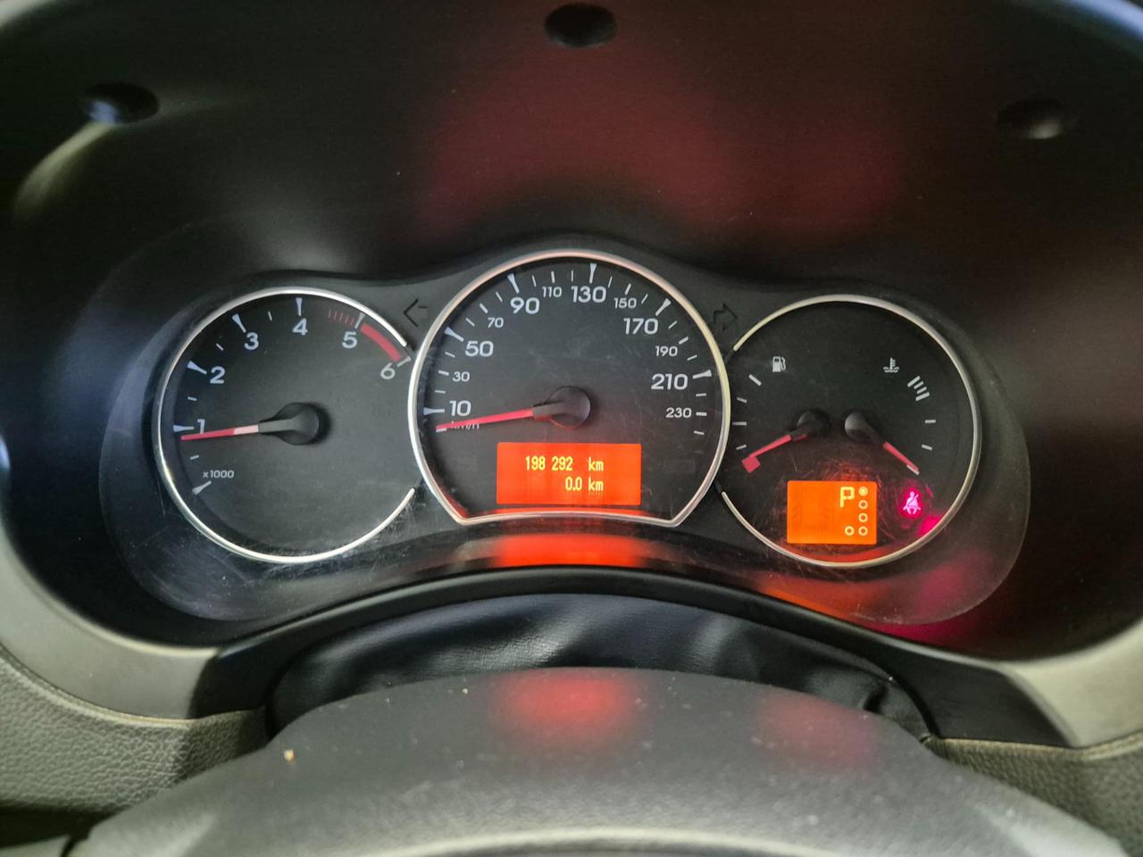 Renault Koleos 2.0 dci Luxe 4x4 150cv auto - PER COMMERCIANTI