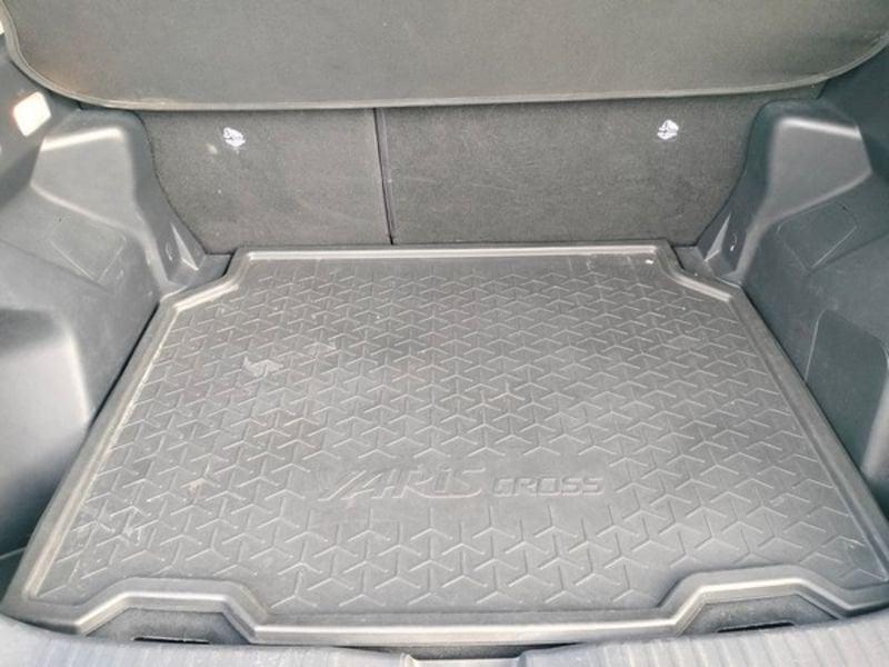 Toyota Yaris Cross 1.5H (116 CV) E-CVT Active Business