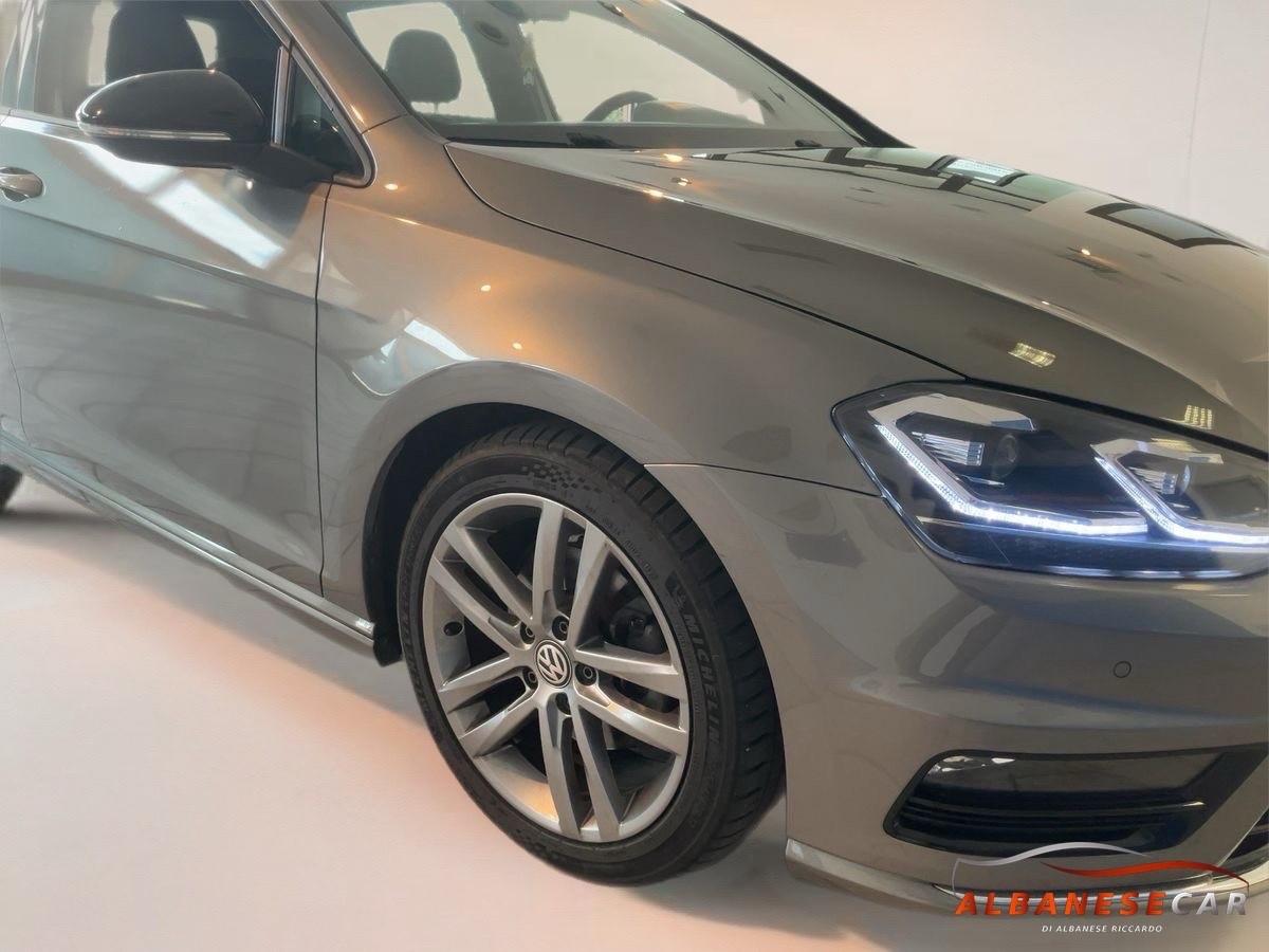 Volkswagen Golf 1.6 TDI 110 CV 5p. R LINE