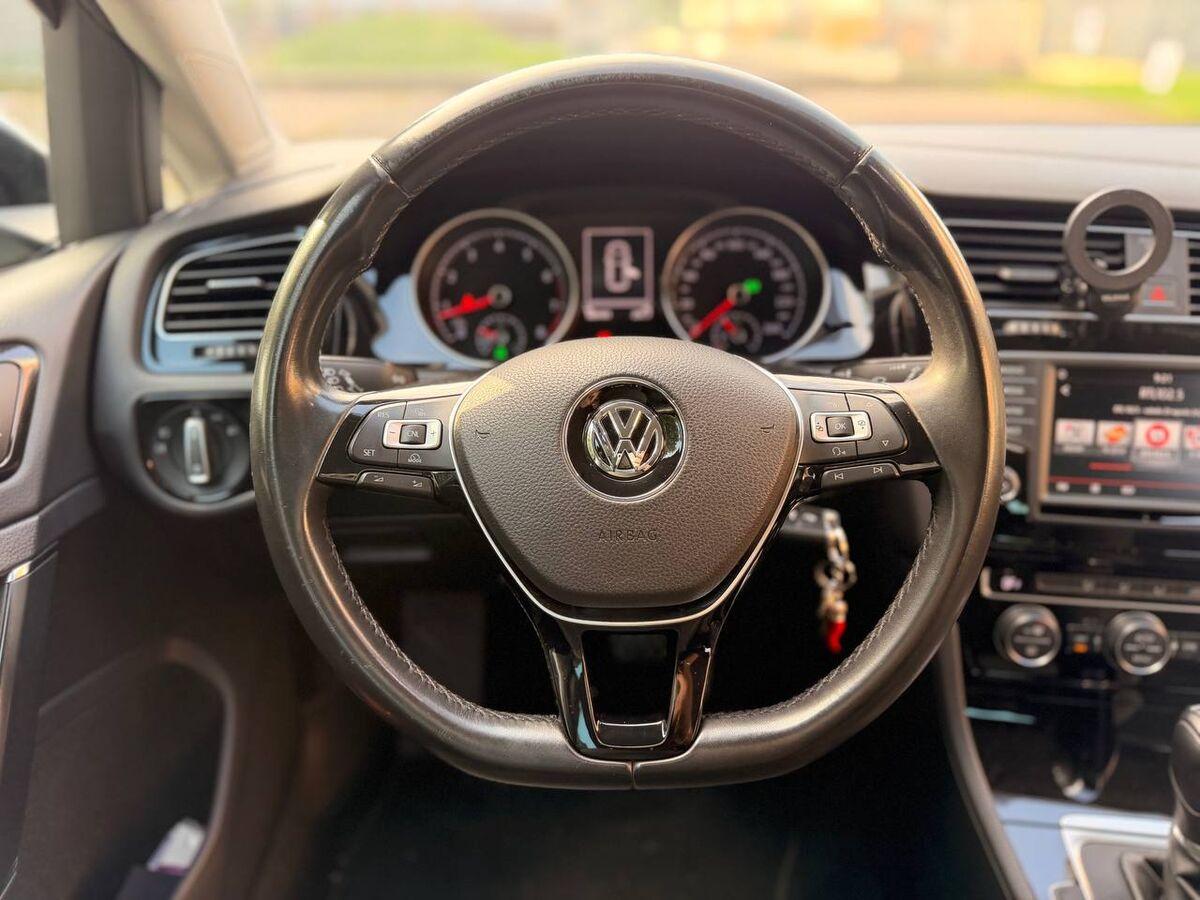 Volkswagen Golf 1.4 tgi Highline 5p