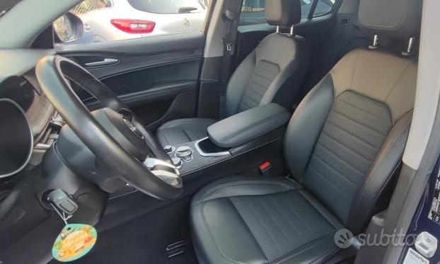 Stelvio italiana diesel 190 CV Q4 Executive 2021