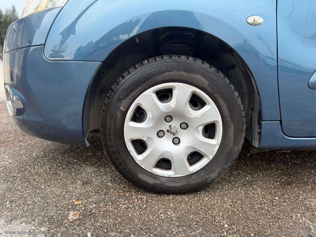 PEUGEOT Partner Tepee 1.6HDI 112CV Outdoor G.TRAINO