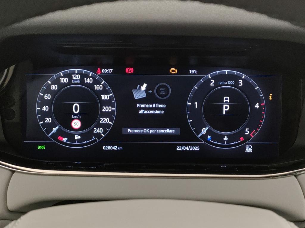 Land Rover Range Rover Evoque 2.0 D I4 MHEV First Edition AWD Auto