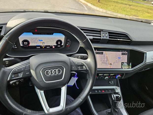 AUDI Q3 35 TDI S tronic Business