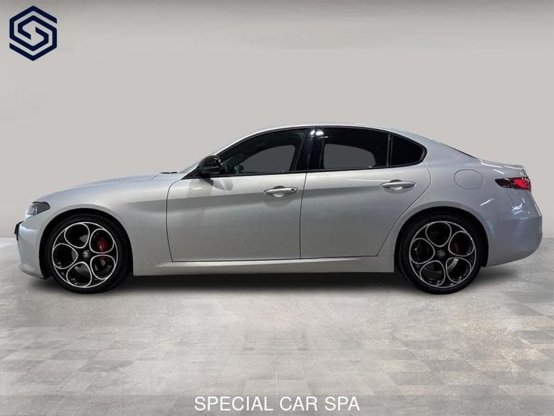 Alfa Romeo Giulia 2.2 t Competizione 160cv auto