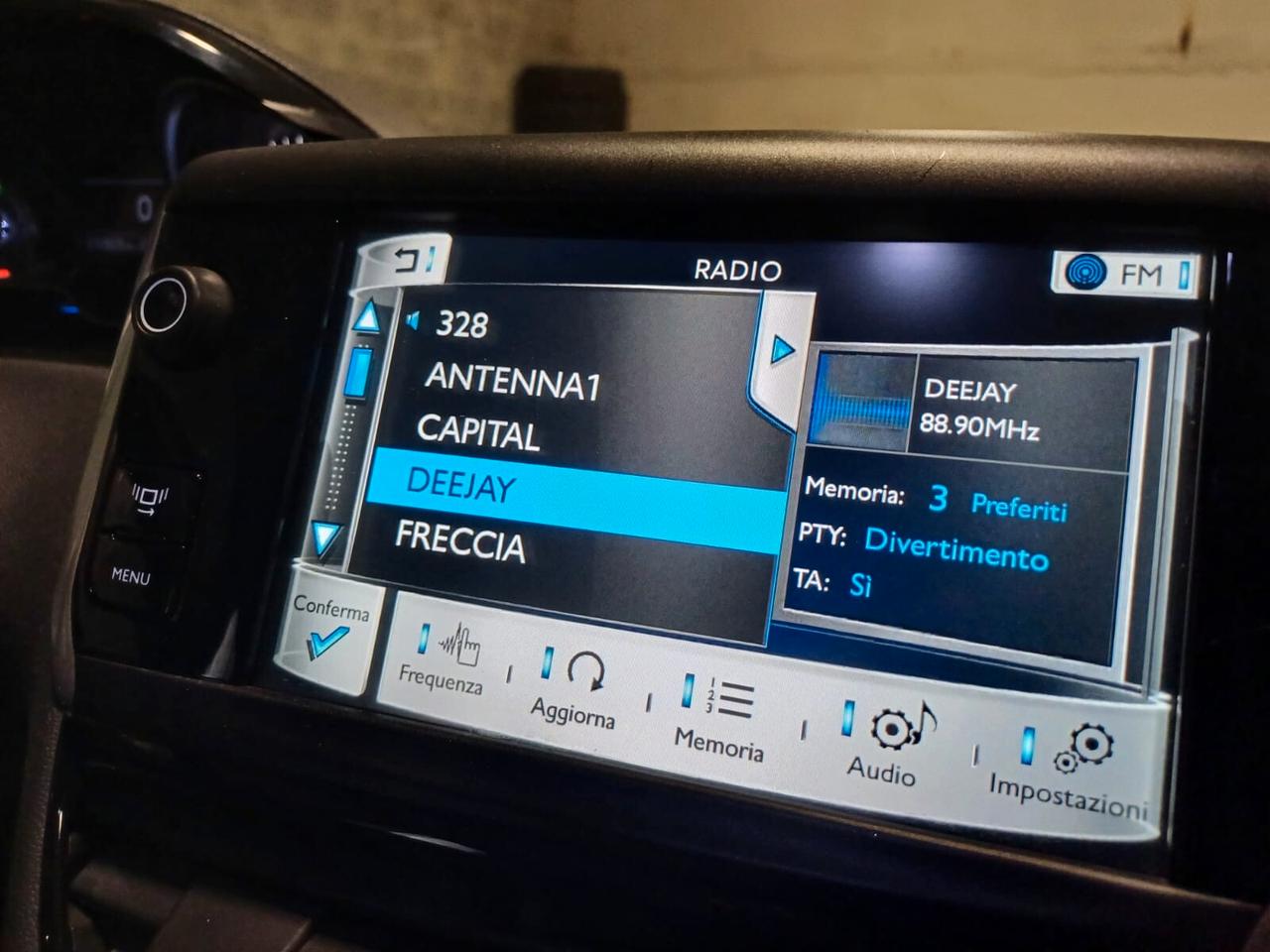 Peugeot 208 1.6 e-HDi 92 CV Stop&Start 5 porte Allure