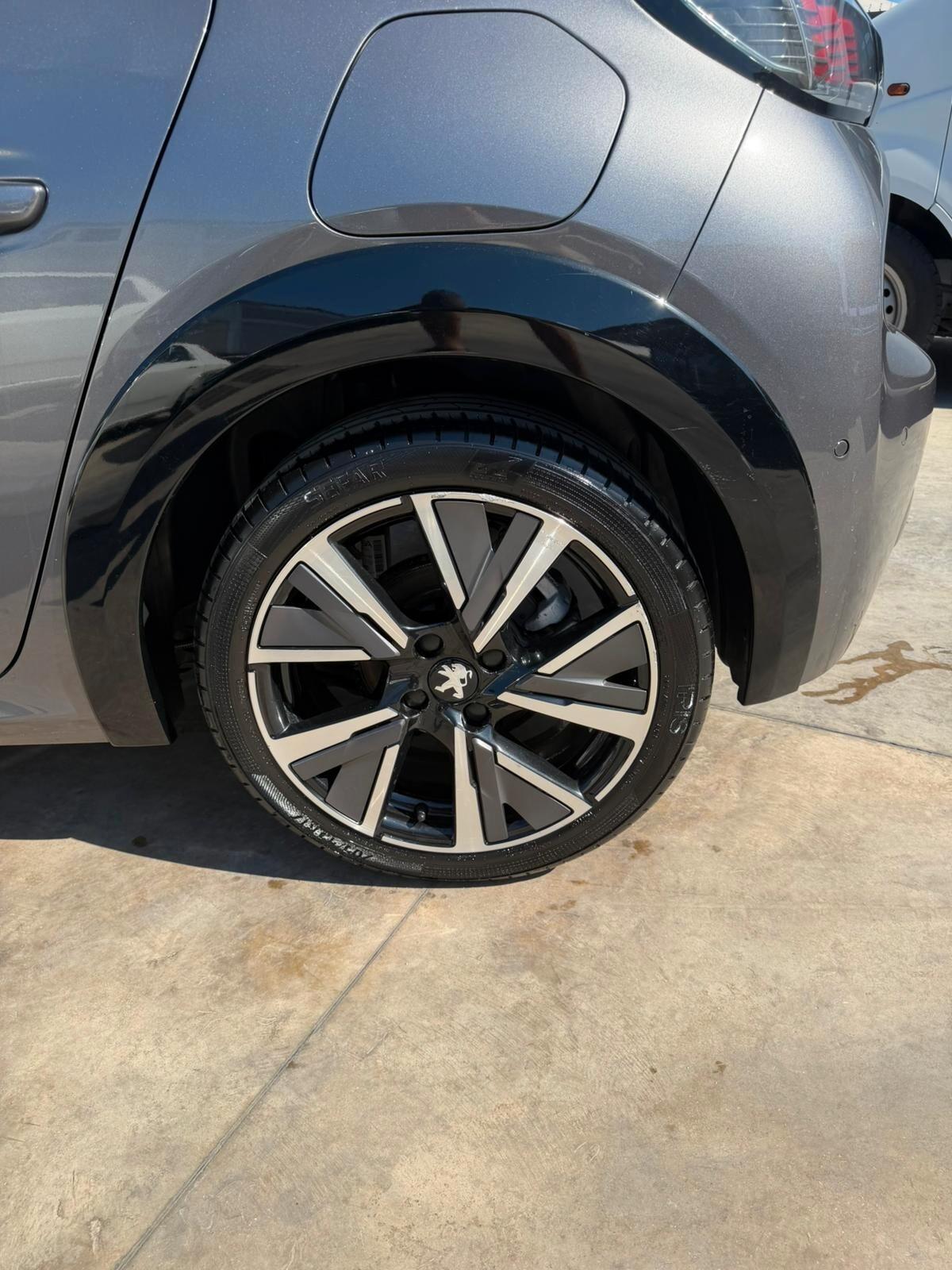 Peugeot 208 PureTech 100 Stop&Start EAT8 5 porte GT Line