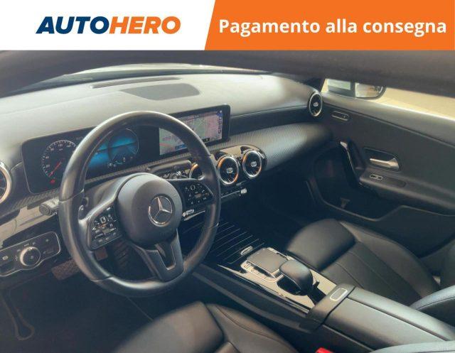 MERCEDES-BENZ A 200 d Automatic Executive