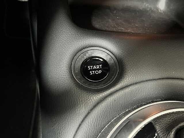 Nissan Juke 1.6 HEV N-Connecta