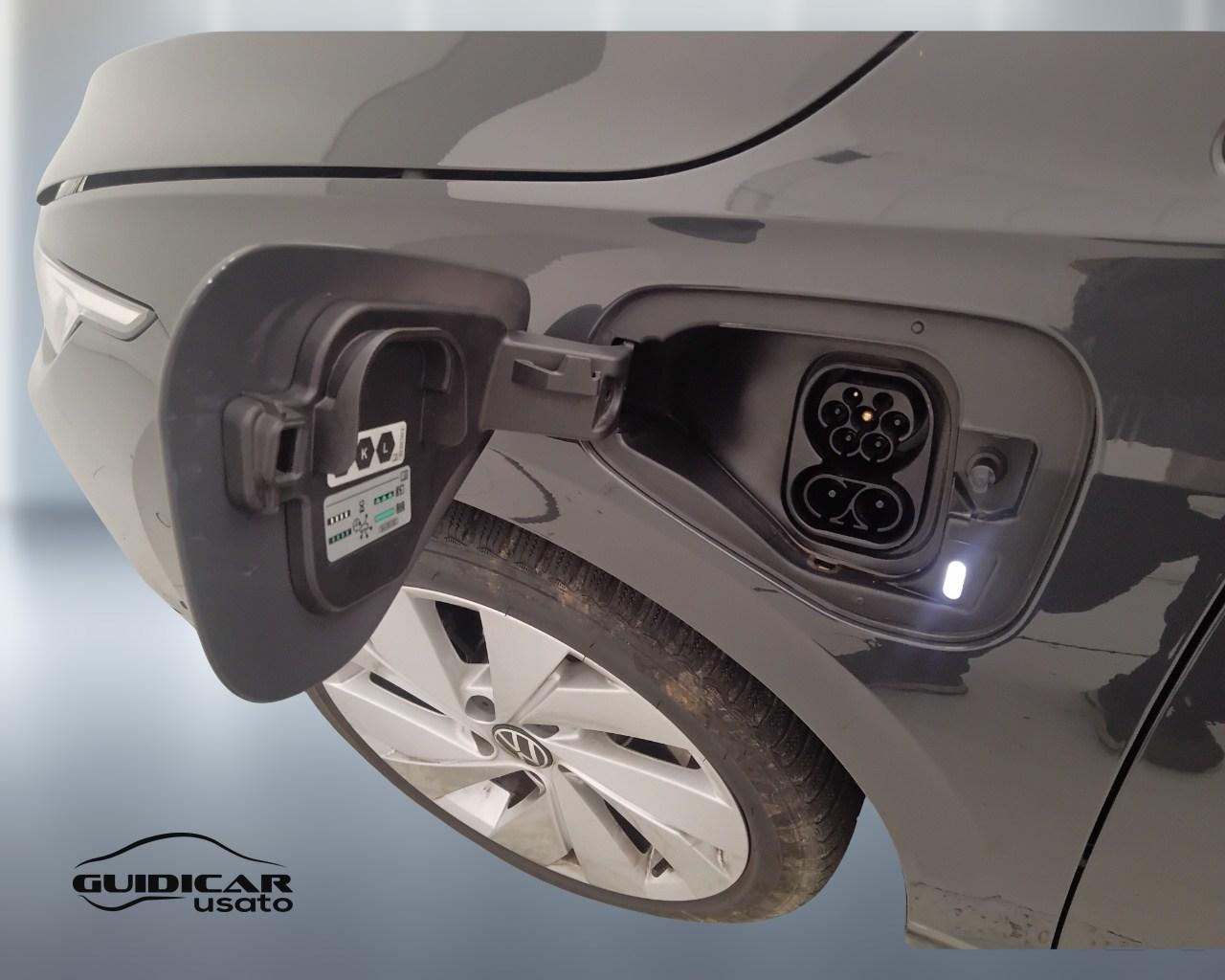 VOLKSWAGEN Golf VIII 2024 - Golf 1.5 tsi ehybrid Style 204cv dsg