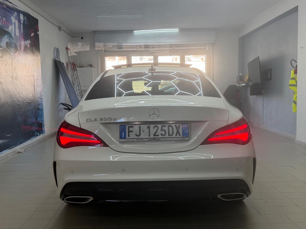 Mercedes-benz CLA 200 d Automatic Premium