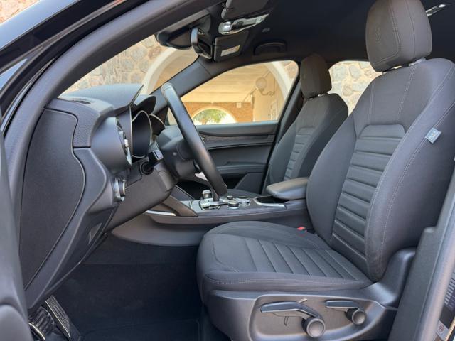 ALFA ROMEO Stelvio 190CV Q4 19'' BLACK+RETROCAMERA+2PDC+PACKBLACK