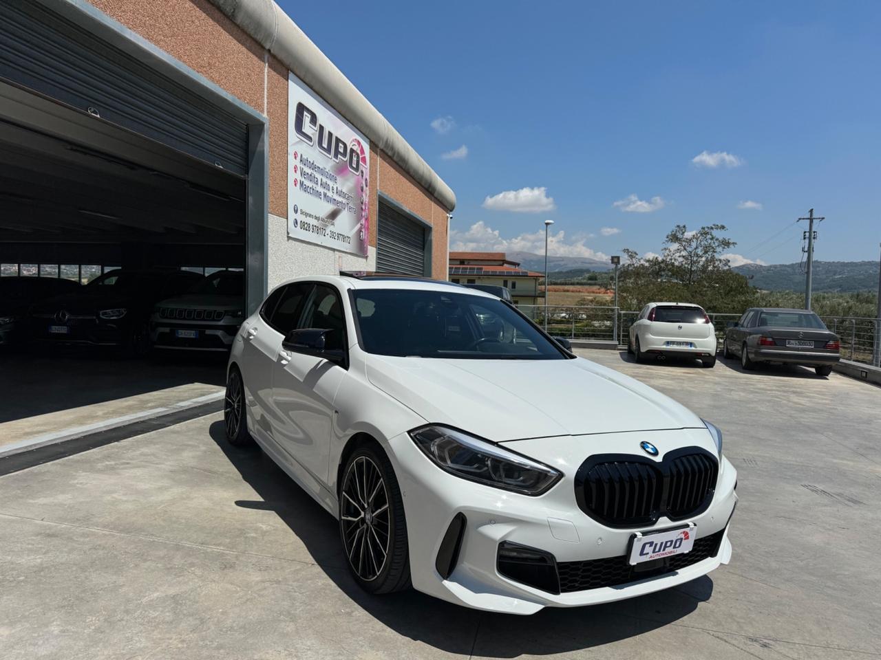 Bmw 118 118d 5p. Msport