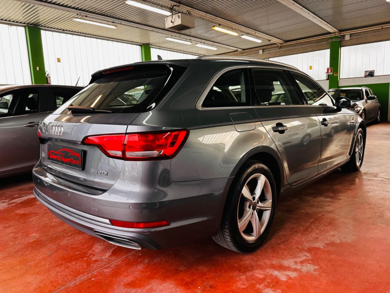 Audi A4 35 TDI 150CV S-Tronic 7Marce F1 S-Line
