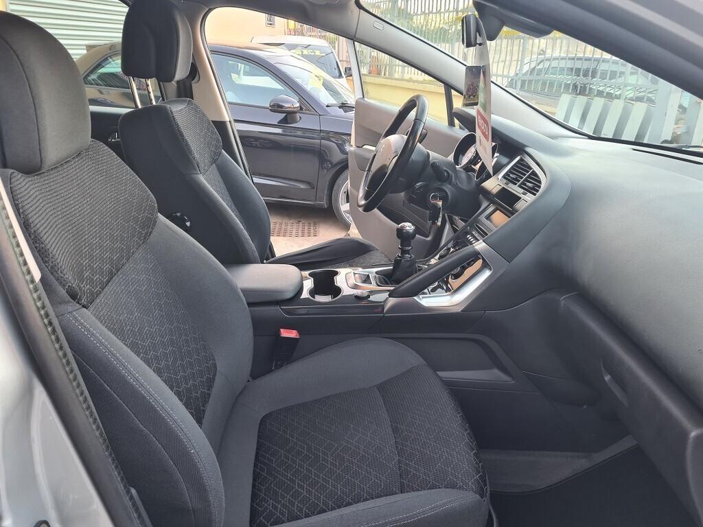 PEUGEOT 3008 1.6 HDi 115CV ANNO 2015 290000KM