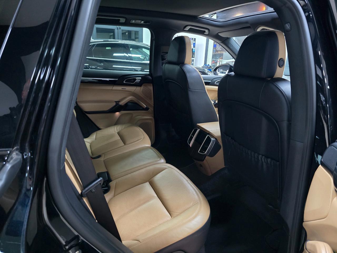 Porsche Cayenne 3.0 Diesel Platinum Edition