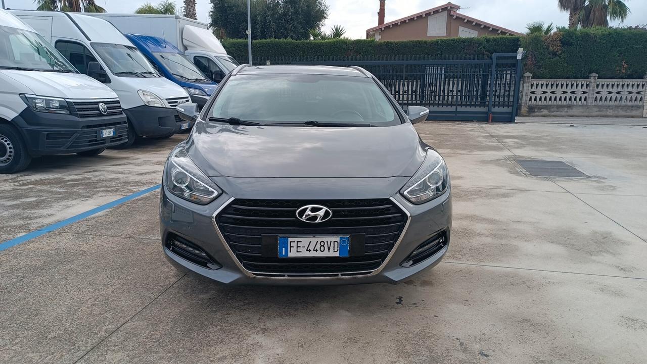 Hyundai i40 Wagon 1.7 CRDi 141 CV Business