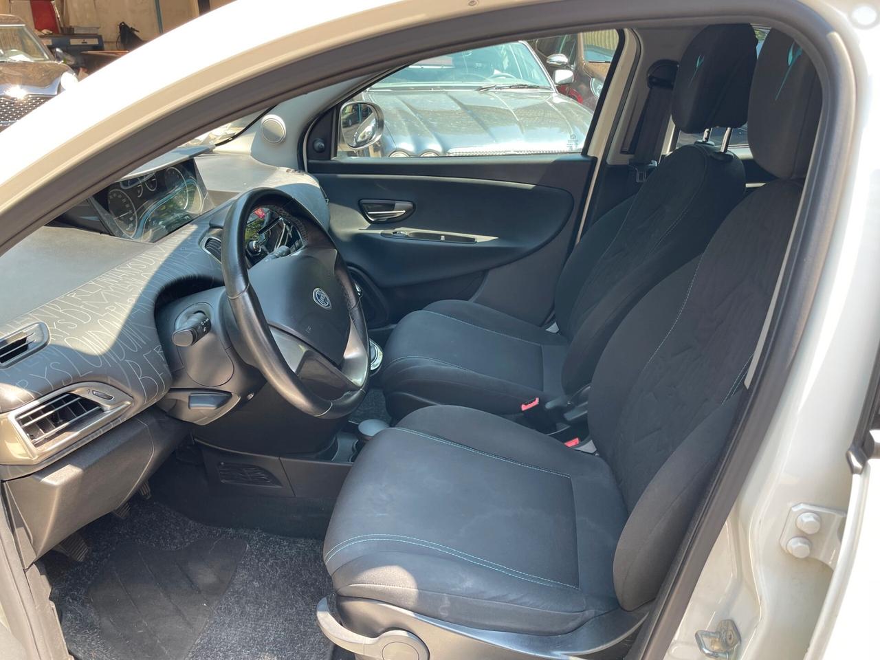 Lancia Ypsilon 1.2 69 CV 5 porte UNICO PROPRIETARIO!!!