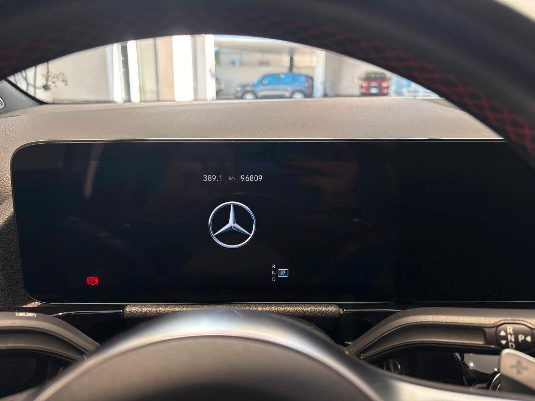 Mercedes Classe GLA 200 d Premium auto