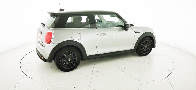 MINI Cooper SE Essential