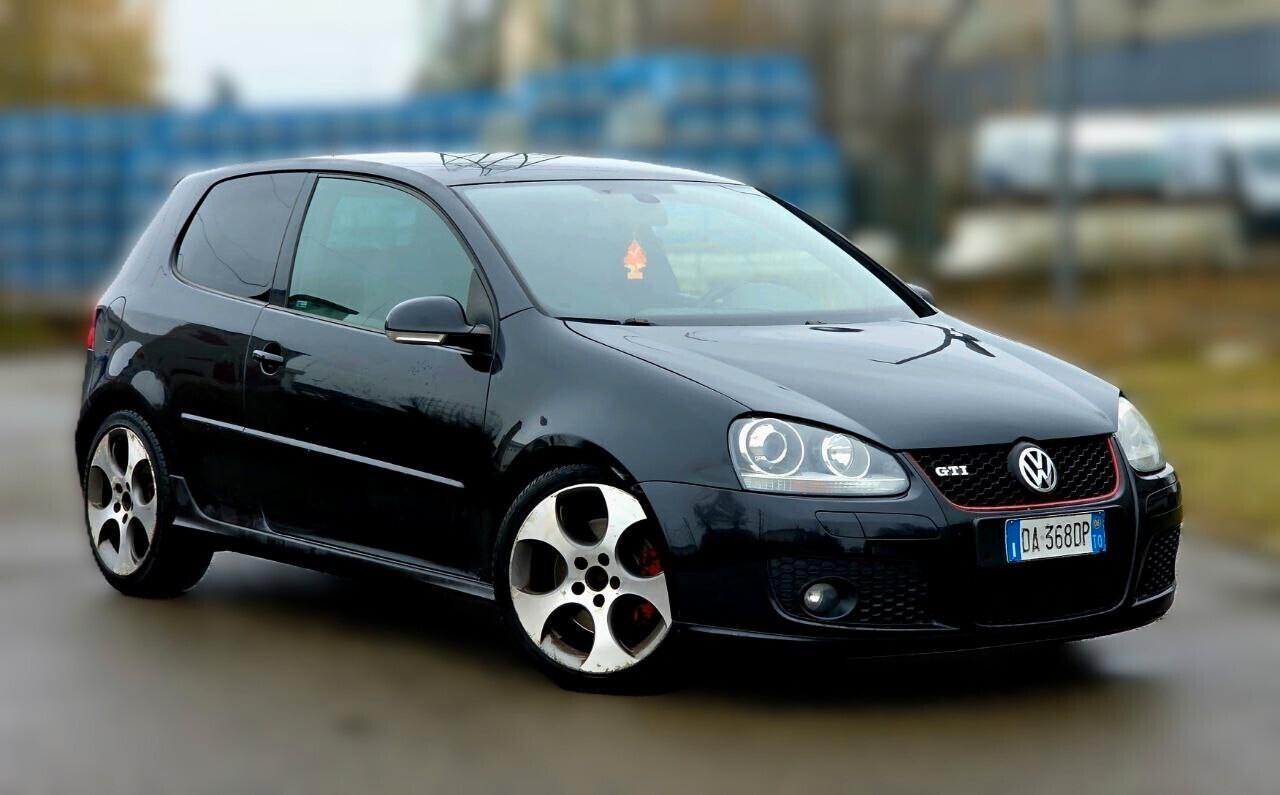 Volkswagen Golf GTI 2.0 ORIGINALE 200cv