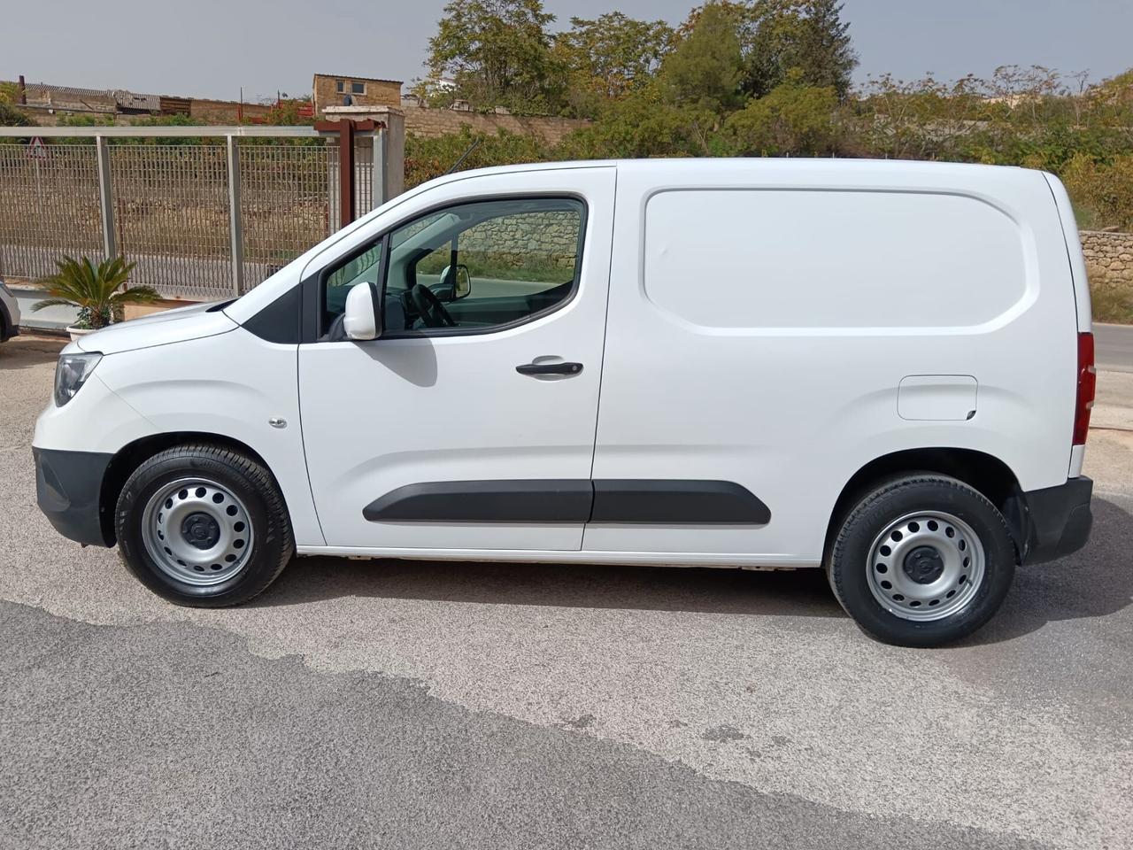 Opel Combo Cargo 1.6 Diesel PC 1000kg