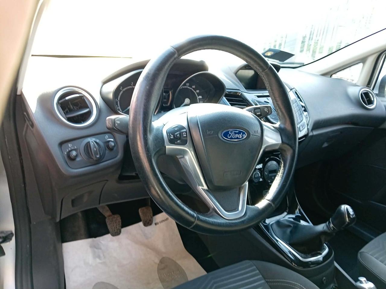 Ford Fiesta 1.5 TDCi 75CV 5 porte