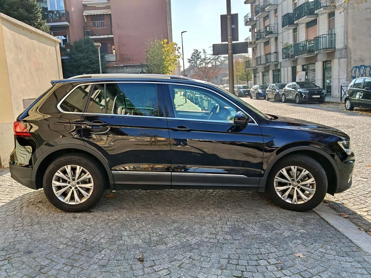 Volkswagen Tiguan Business 1.5 TSI #7809