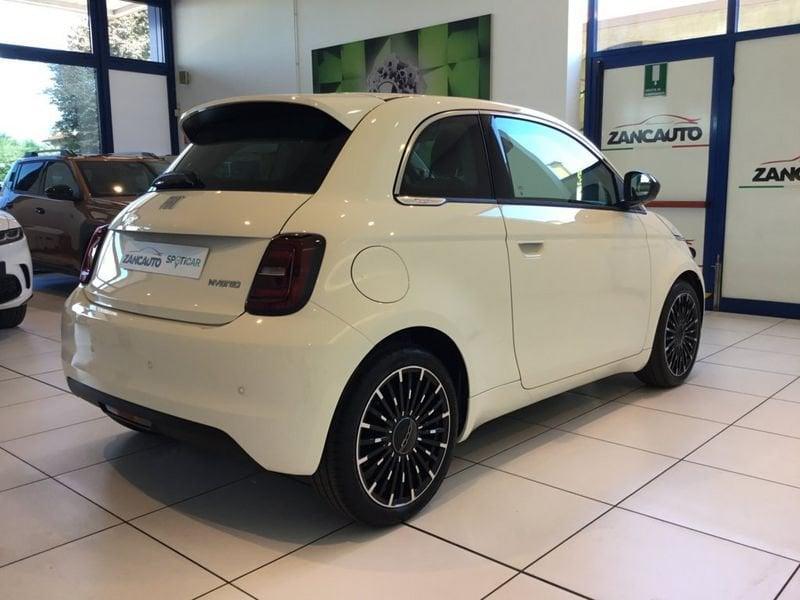 FIAT 500 Hybrid Hybrid Icon MY26 PACK STYLE