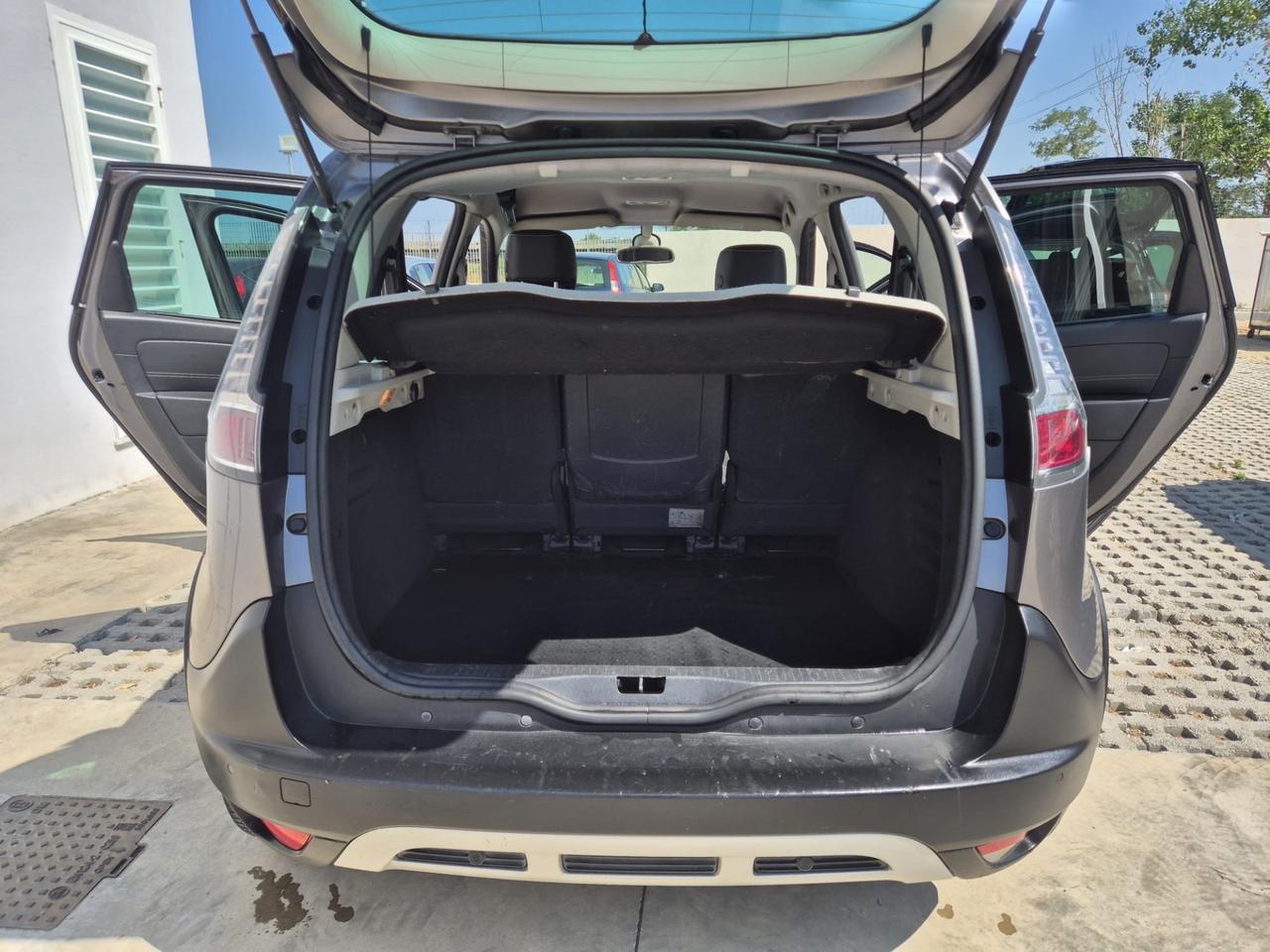 Renault Scenic Scénic XMod 1.5 dCi 110CV CROSS